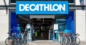 Decathlon Filiale in Deutschland, innovative Sportartikel und außergewöhnliches Einkaufserlebnis. (Foto: AdobeStock 443700245 Björn Wylezich)